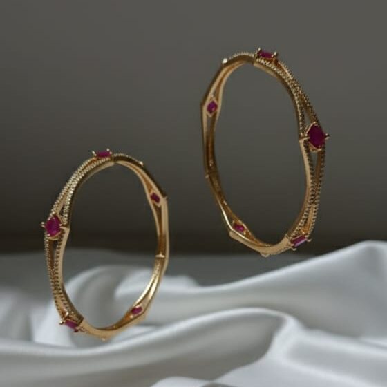 BANGLES - Image 2